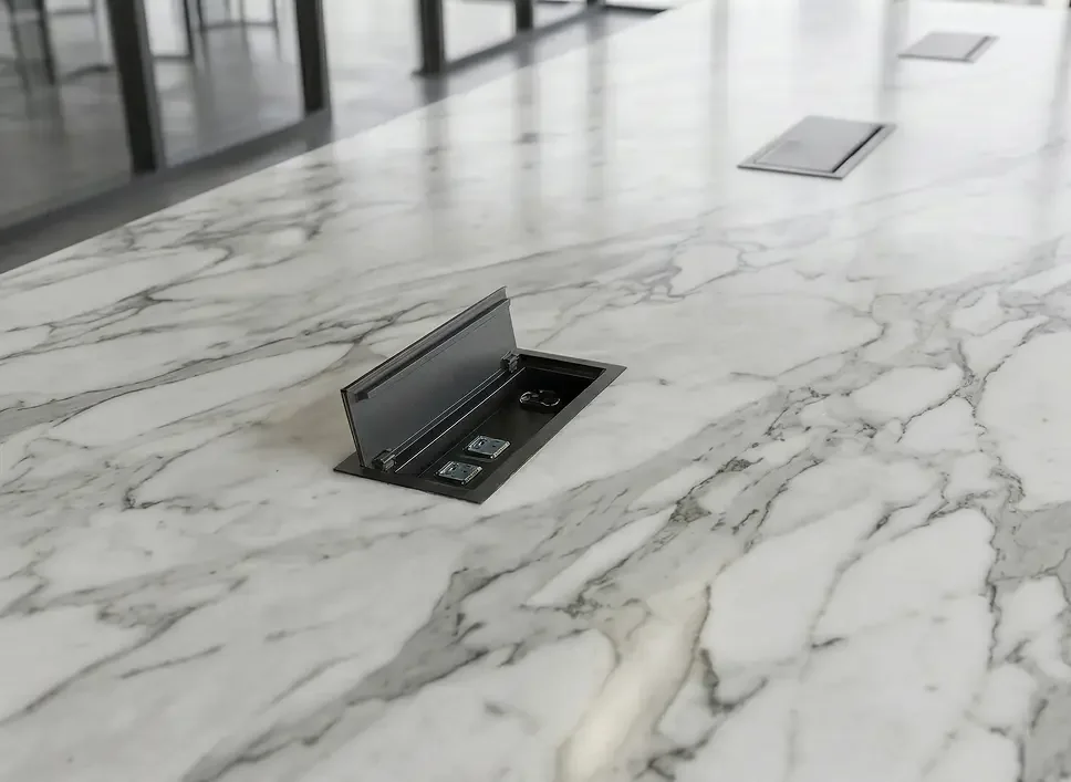 Мраморный стол в переговорную (4 м) — Фото 4